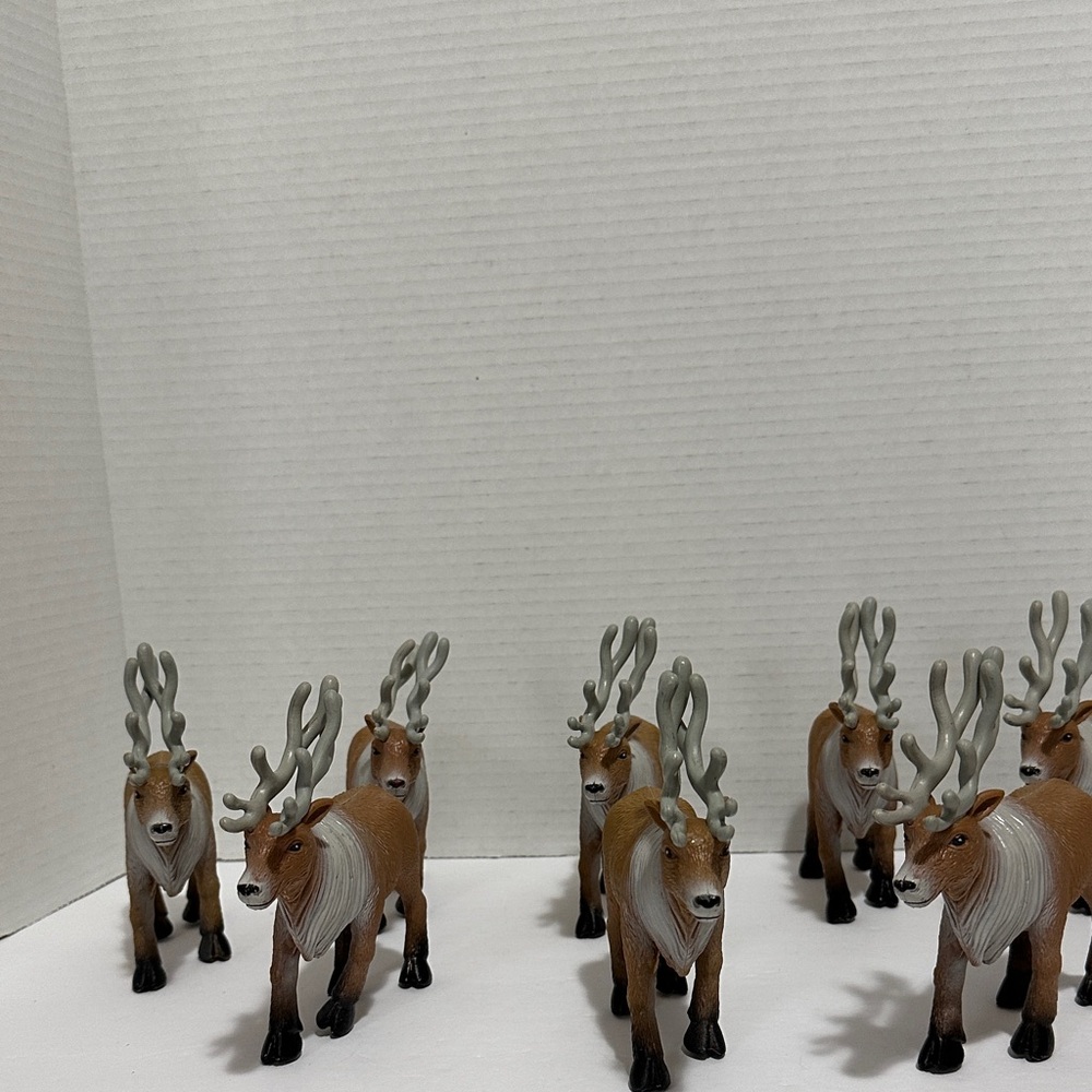 8 Ankyo Brown and Gray Elk